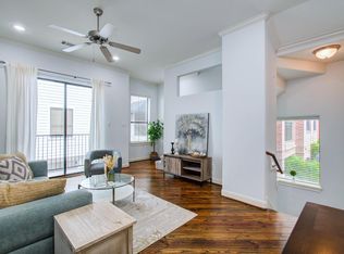 202 McGowen St APT F, Houston, TX 77006