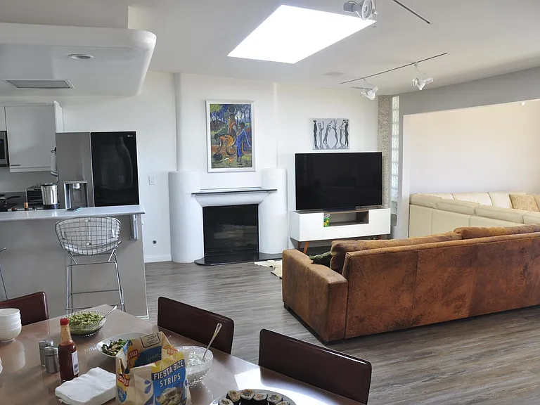 92 Yacht Harbor Dr — Photo 11