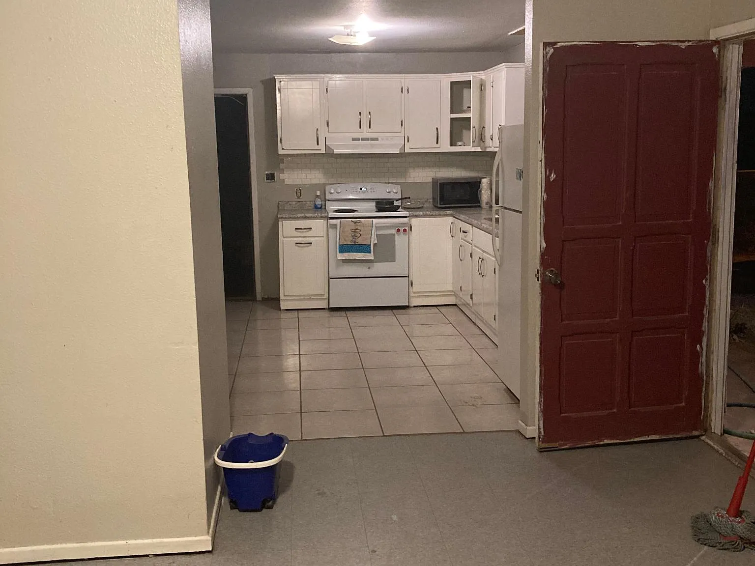 18465 Gadsden St — Photo 2