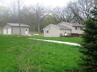 22315 N Troxell Rd, Princeville, IL 61559