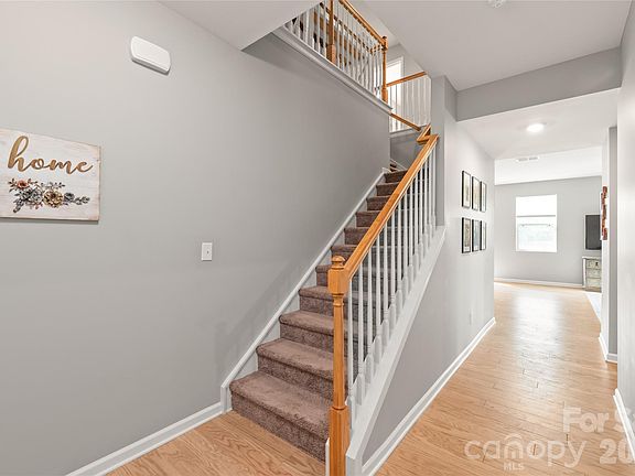 3rd image of 460 Caleb St