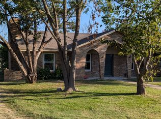 101 Woody Ray Dr, Elm Mott, TX 76640