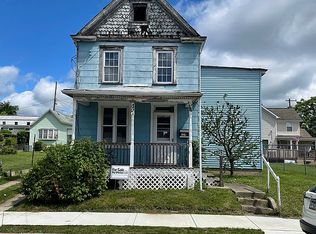 624 2nd St, Donora, PA 15033