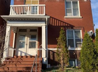 2709 Accomac St, Saint Louis, MO 63104