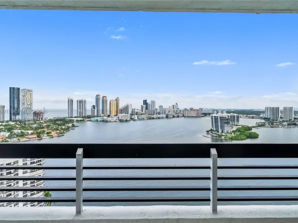 3530 Mystic Pointe Dr, Aventura, FL