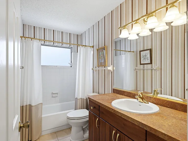 6283 Green View Cir #102 — Photo 13
