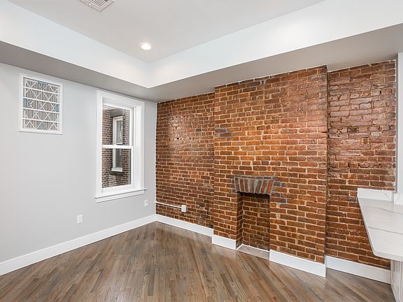 4th image of 523 Willow Ave