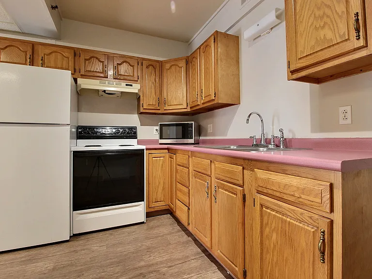 55 Beach St #16 — Photo 4