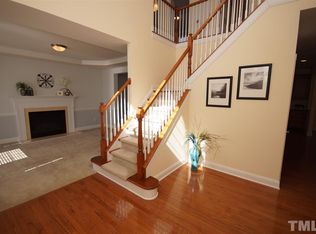 9703 Welbury Ct, Raleigh, NC 27617