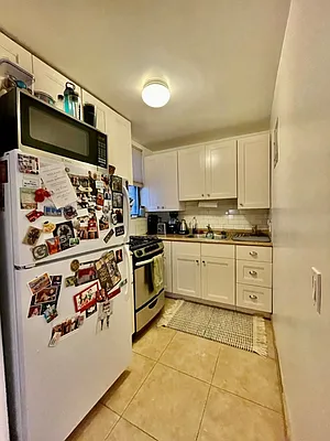 Rented by Bond New York | media 22