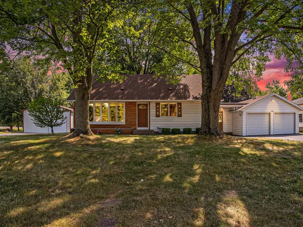 6762 96th Ave, Zeeland, MI 49464