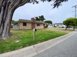 1030 Crest Ave, Pacific Grove, CA 93950