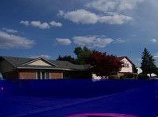 25348 Liberty Ln, Farmington Hills, MI