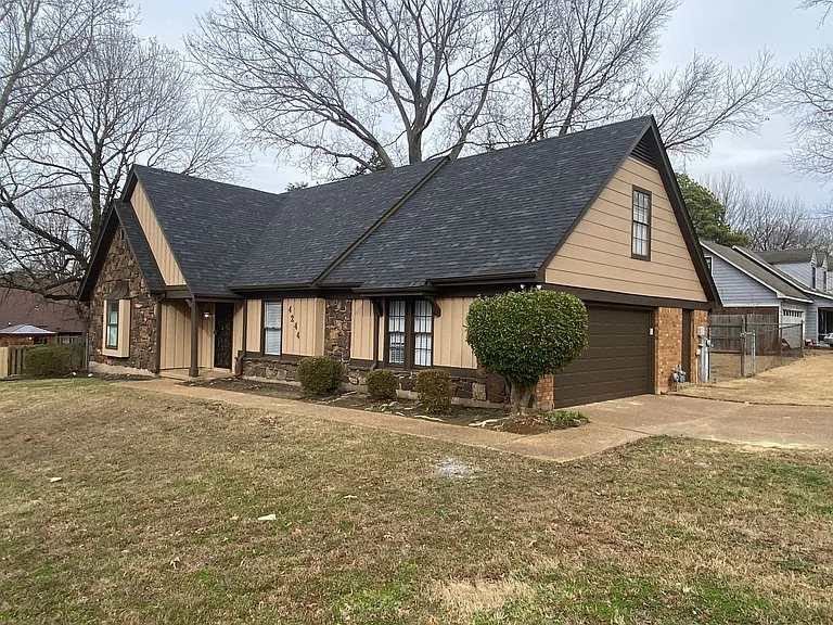 4244 Chesapeake Way — Photo 32