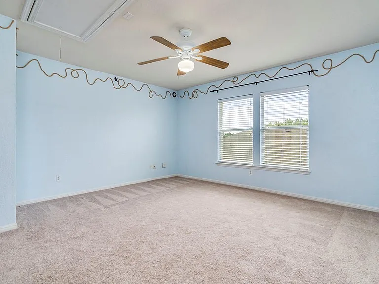 102 Trailridge Dr — Photo 20