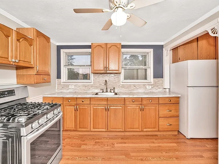 1877 Hyde Park Ave #3 — Photo 25