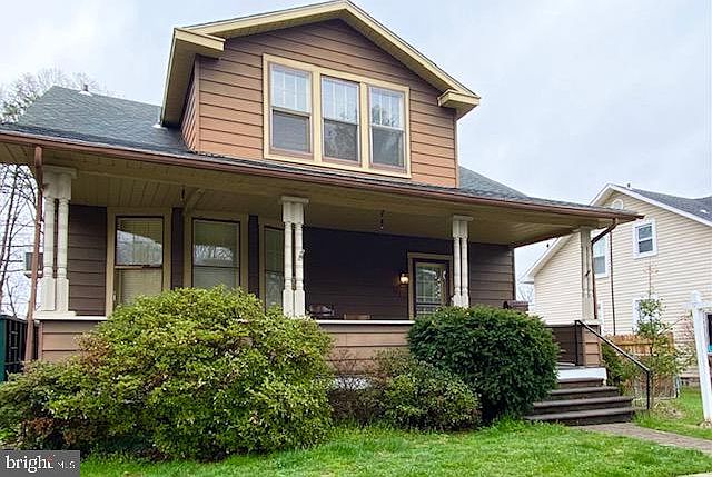 1st image of 125 Oakdale Ave