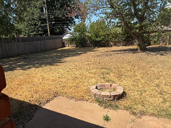 4th image of 3113 Mockingbird Ln