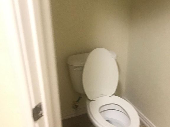 5th image of 9400 Bellaire Blvd Unit 109
