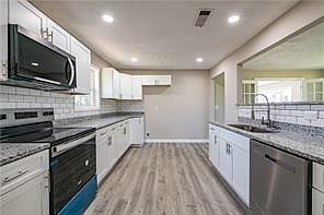 3rd image of 54 Jean Ct