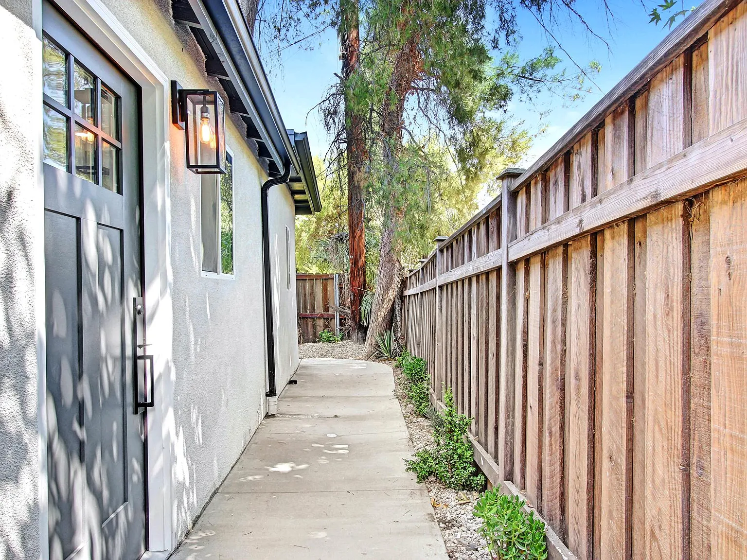 5416 Medina Rd — Photo 3