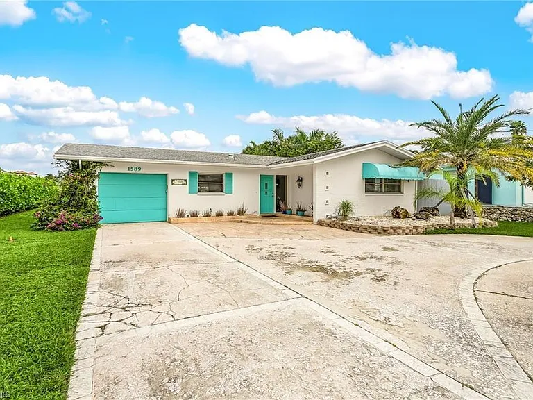 1589 Osprey Ave — Photo 14