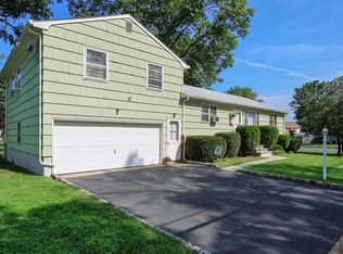 14 Winans Ave, Piscataway, NJ 08854