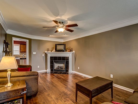 4th image of 3318 Stars Cove Ln