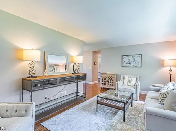 987 Buxton Rd, Bridgewater Twp., NJ 08807