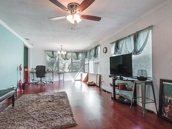 5th image of 7006 N 19th St