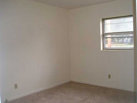 4th image of 251 Airport Blvd