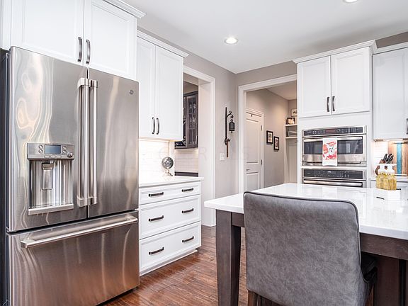 4th image of 8294 Timble Falls Dr