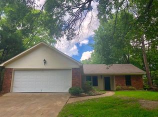 138 Green Way Ct, Ridgeland, MS 39157