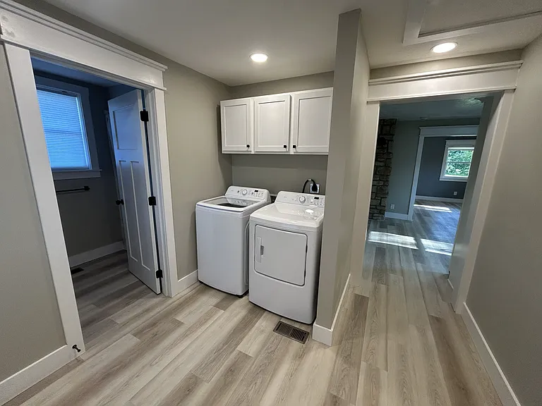 7327 Clearhaven St NE — Photo 2