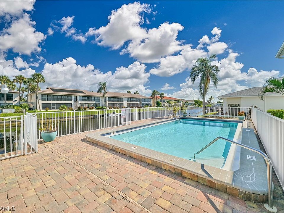 1005 SE 40th St Cape Coral, FL Zillow Apartments for Rent in Cape Coral