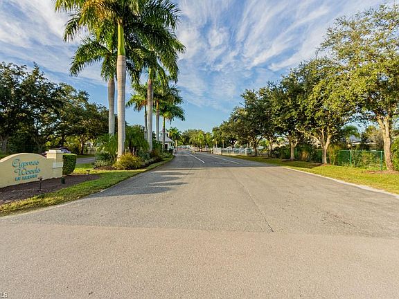 4th image of 5824 Brightwood Dr
