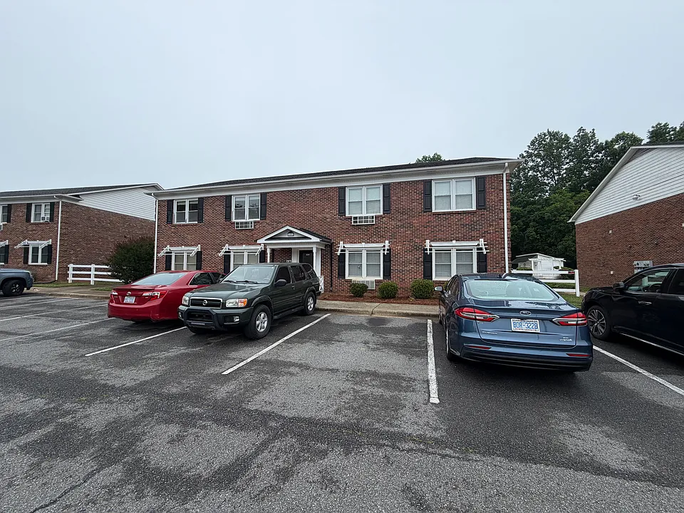 109 Stroupe Rd #F