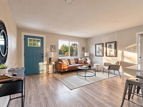 3rd image of 3055 N Holly Street