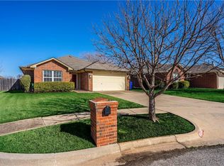 1413 Sebastiani Cir, Norman, OK 73071