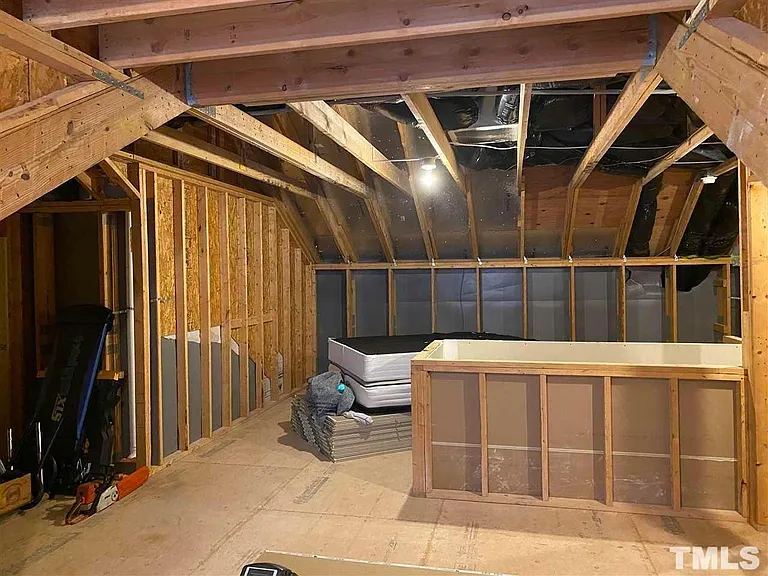 213 Churment Ct — Photo 17