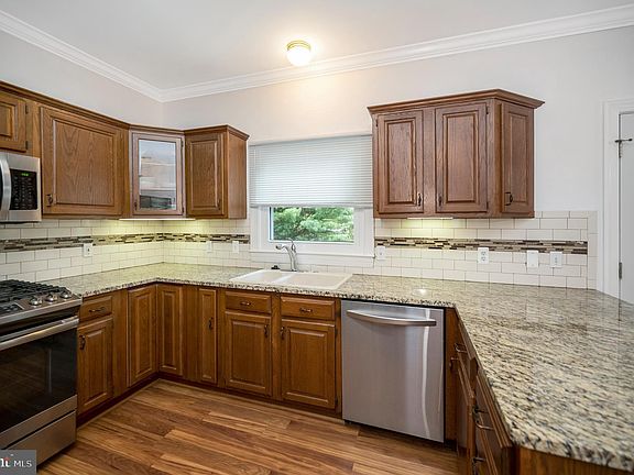 4th image of 11414 Silverleaf Ln