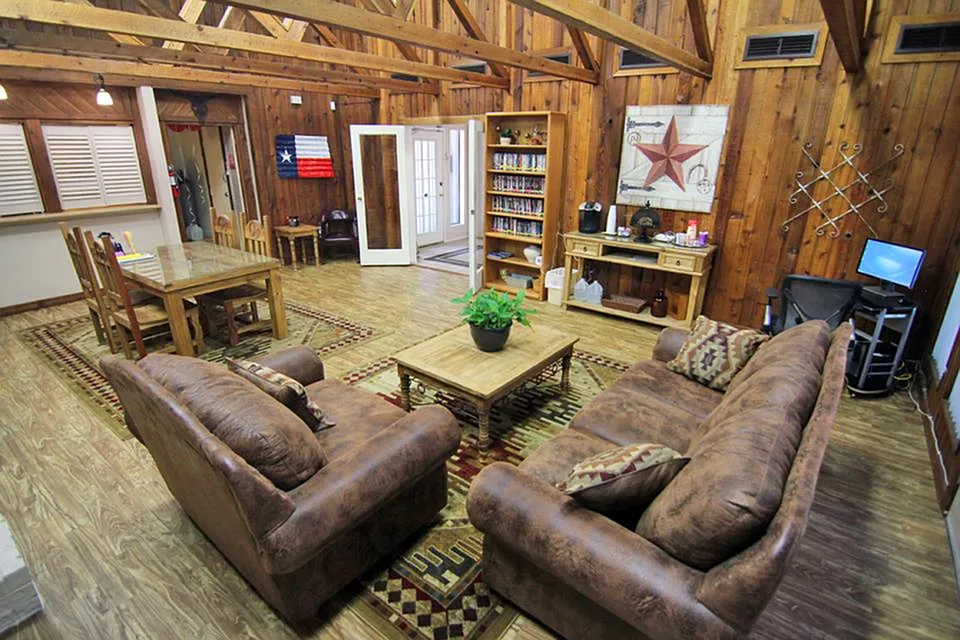 Cedars — Photo 3