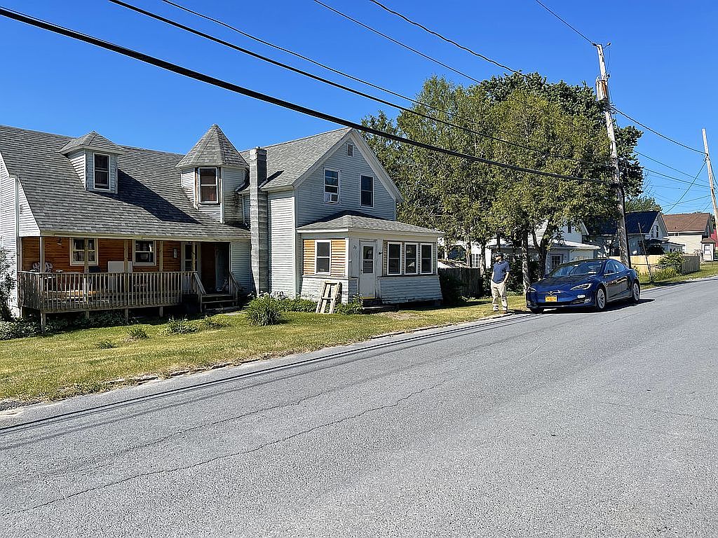 29 Bouck St, Dannemora, NY 12929 Zillow