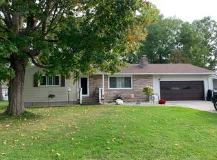 39 Windsor Rd, Massena, NY 13662