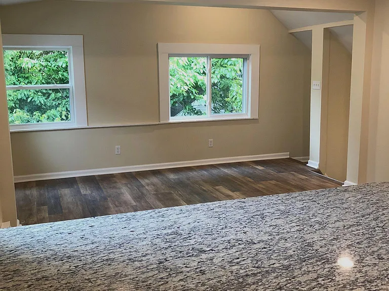 110 Charles Ave — Photo 23
