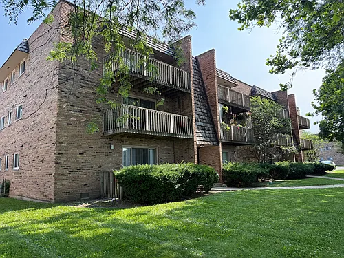 4140 Lindenwood Dr #2D Photo 1 4140 Lindenwood Dr #2D Photo 1
