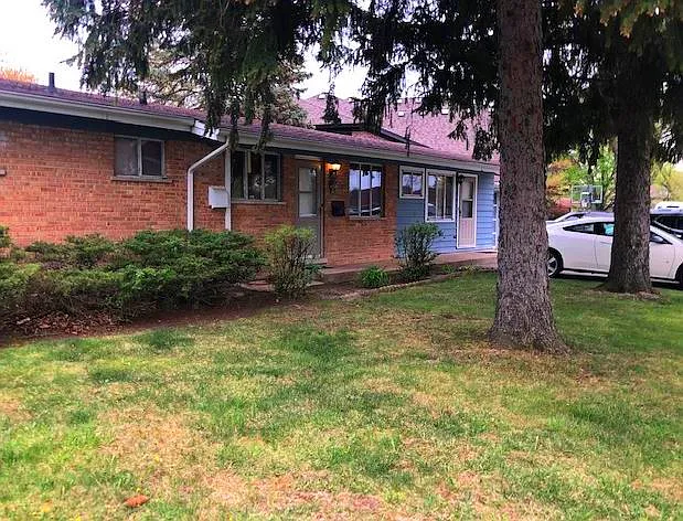 1433 N Race Ave — Photo 12