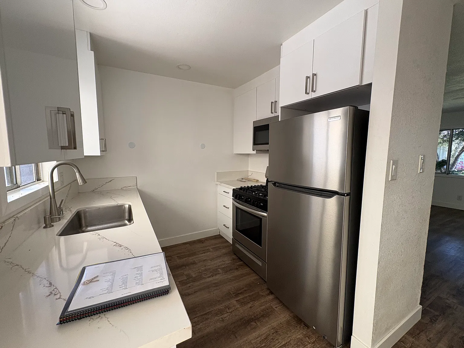 2 bed, $2,565 — Photo 2