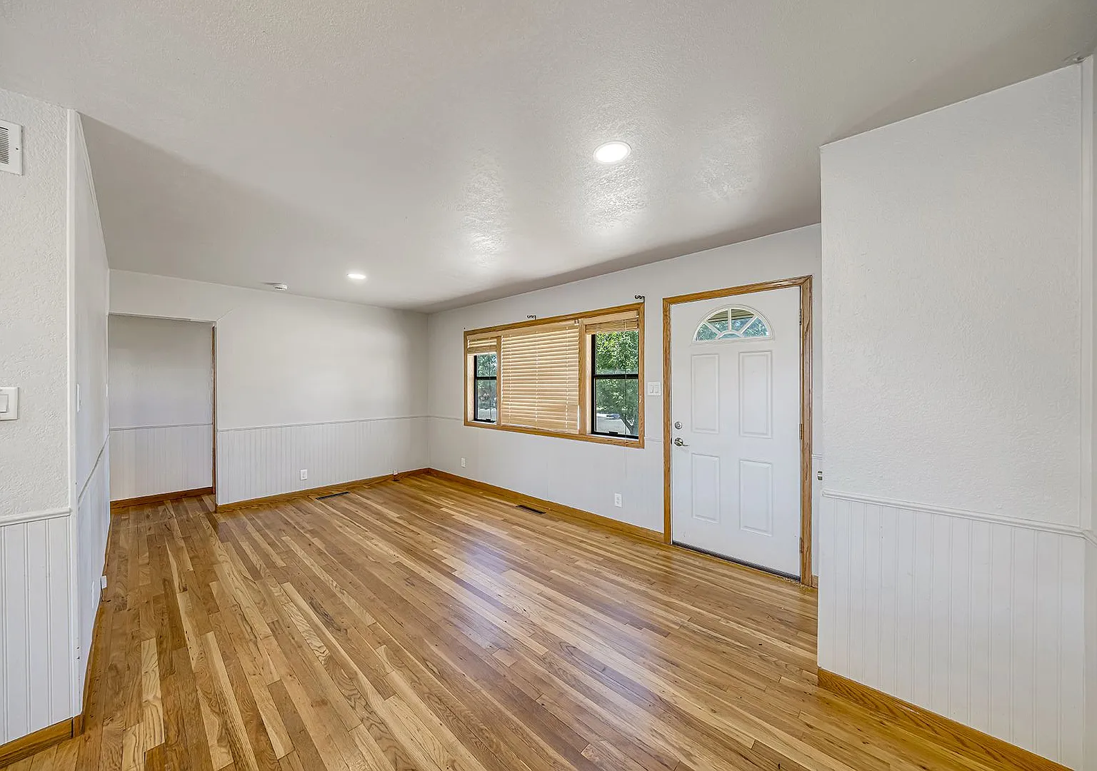 Charming 2 Bedroom - Centrally Located - Grand Junction — Photo 3