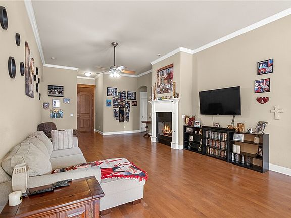 5th image of 3737 Glenwood Springs St
